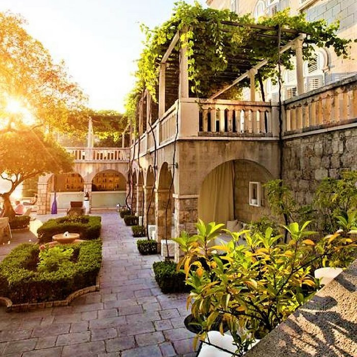 Villa Orsula, Dubrovnik outdoor dining/area at the hotel garden