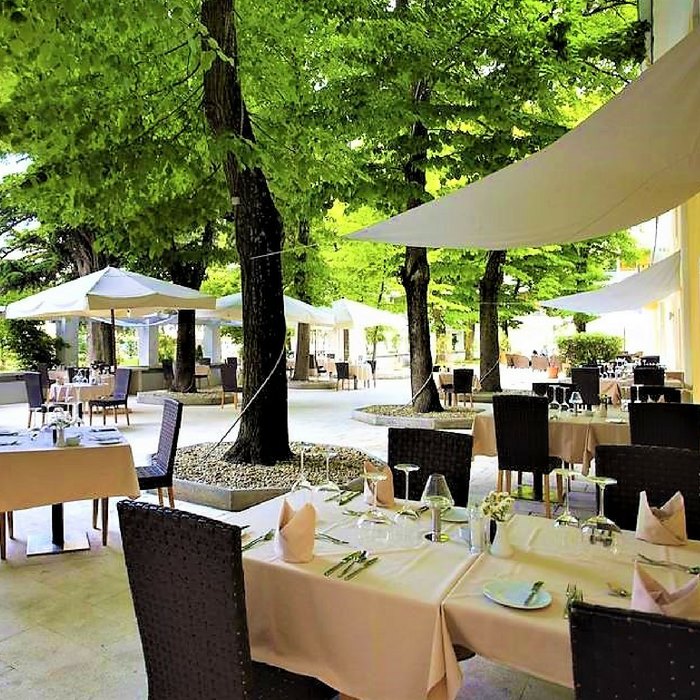 Falkensteiner Hotel Adriana, Zadar out door dining facilities with lost of natural shade