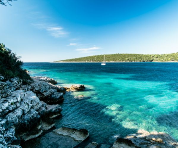 Croatia shoulder season